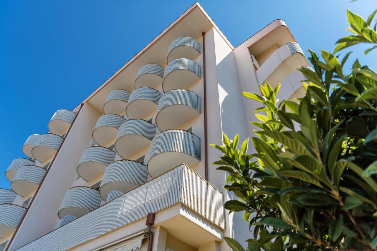 Salus Smart & Chic Hotel Lido di Jesolo Dış mekan fotoğraf