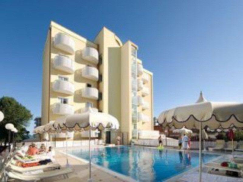 Salus Smart & Chic Hotel Lido di Jesolo Dış mekan fotoğraf