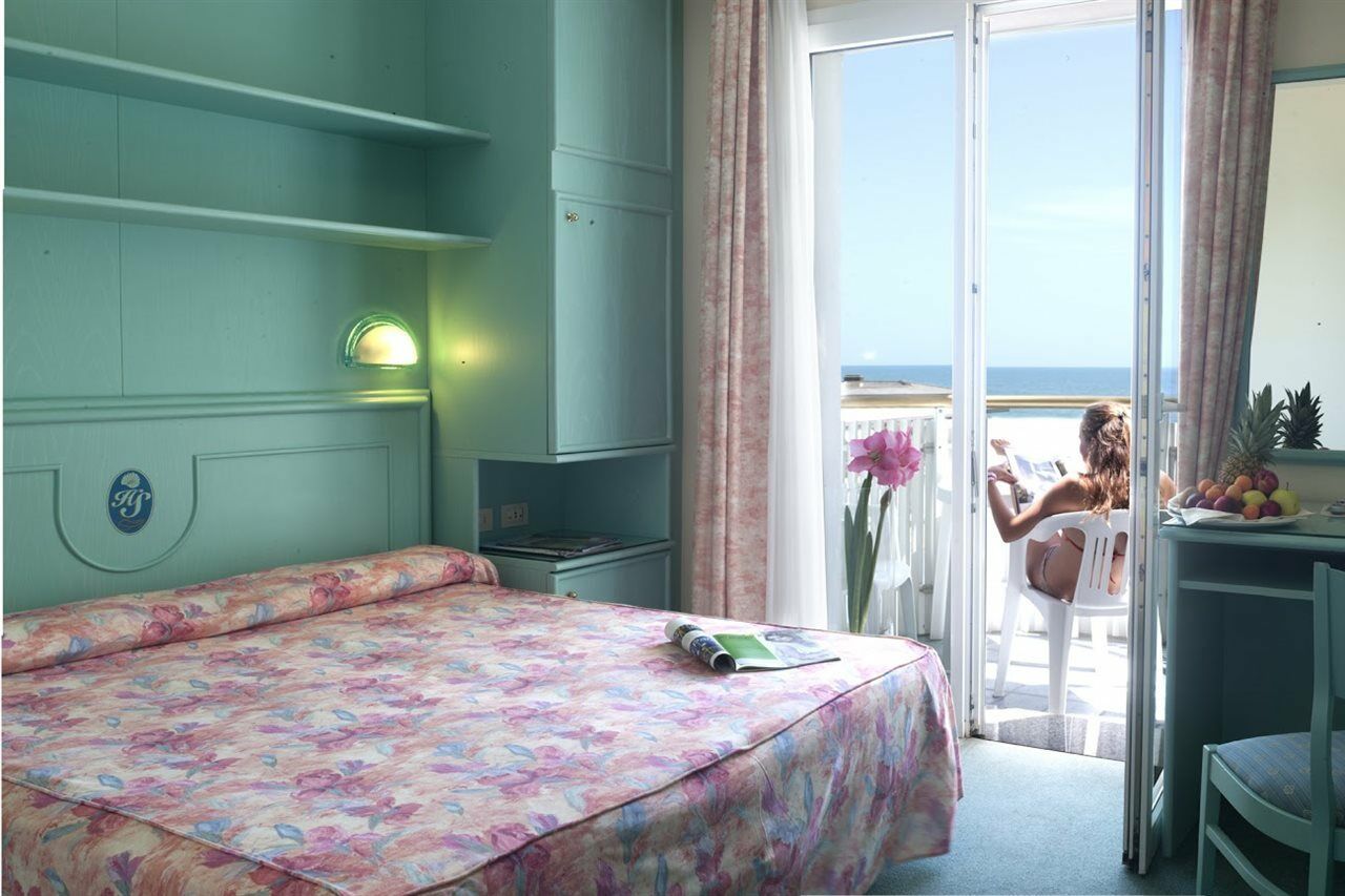 Salus Smart & Chic Hotel Lido di Jesolo Dış mekan fotoğraf